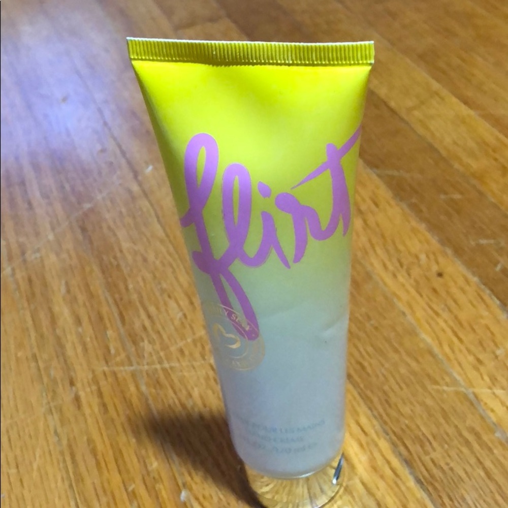 Truly Sexy Flirt Hand Creme